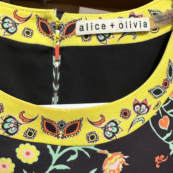 Alice + Olivia Keaton Crewneck Shift Dress - Picture 11 of 11